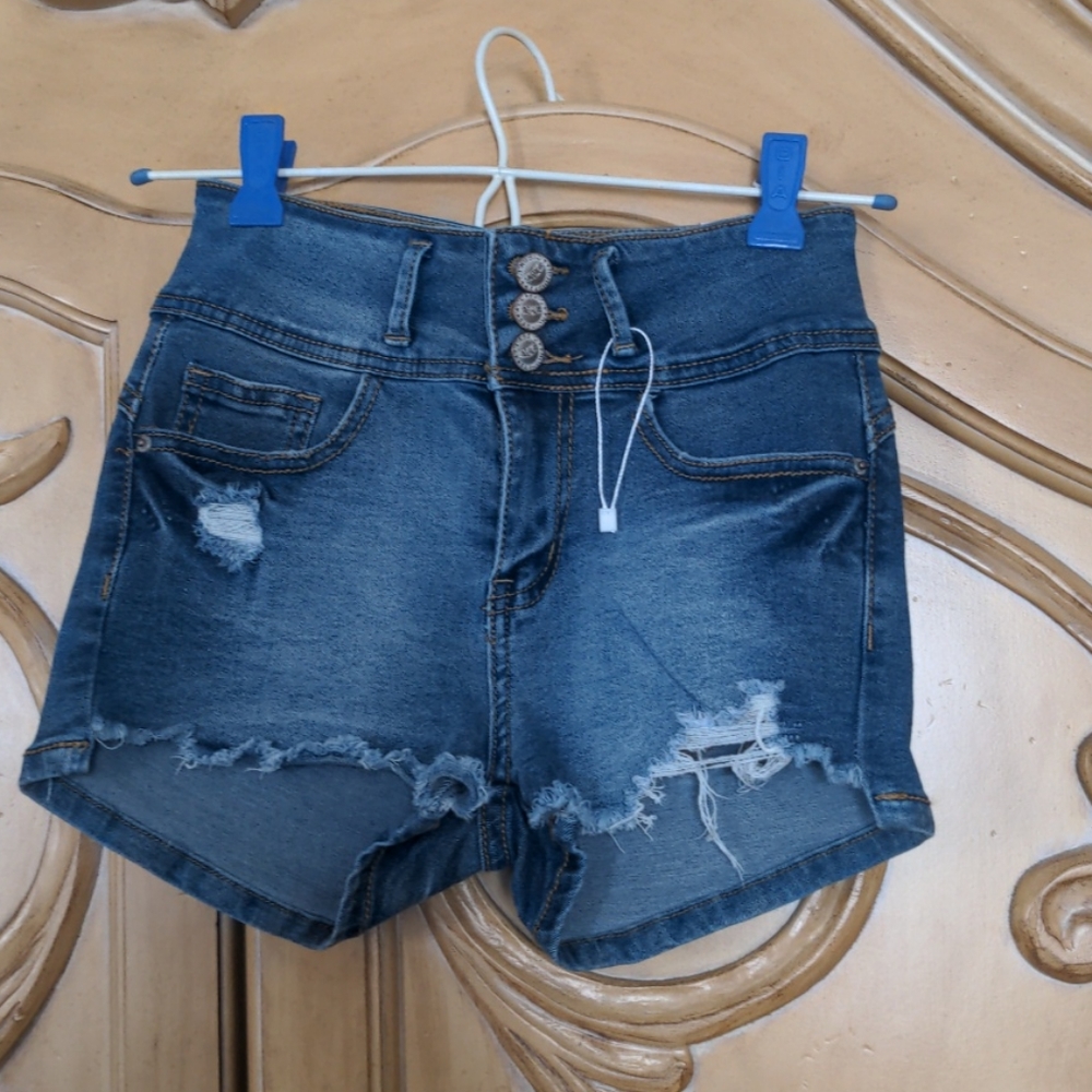 NWT Raw denim shorts Sz 3